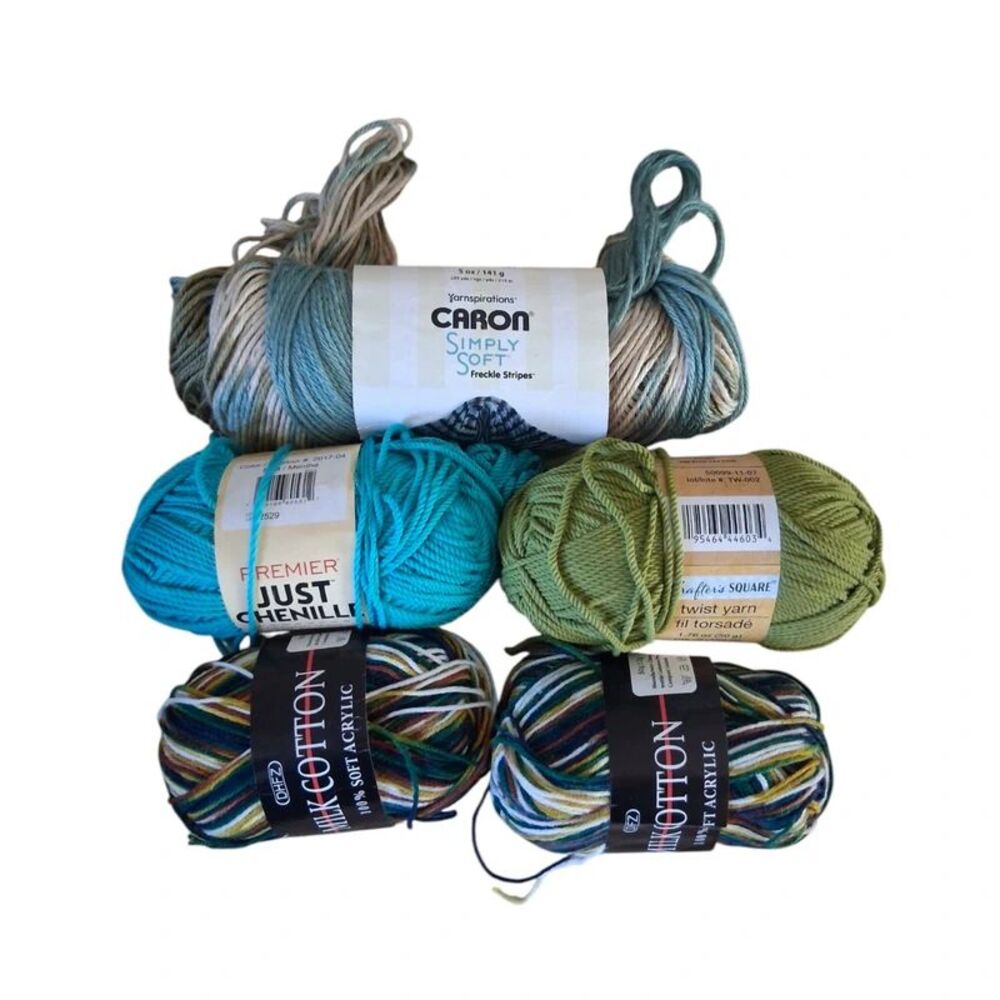 Bundle of 5 Skeins Assorted Blue Green Yarn Polyester Acrylic Crochet Knitting